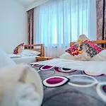וילה Vysoke Tatry House For 27 People Isc