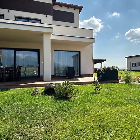 Vysoke Tatry Isc For 17 People With 10 Extra Beds Villa