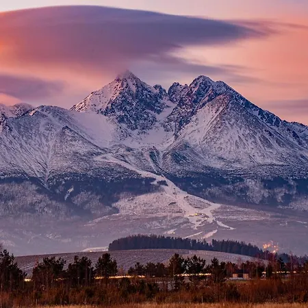 Vysoke Tatry Isc For 17 People With 10 Extra Beds