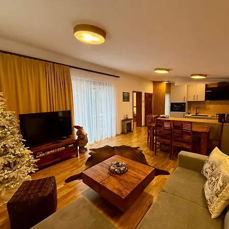 Vila Vysoke Tatry Isc For 17 People With 10 Extra Beds *