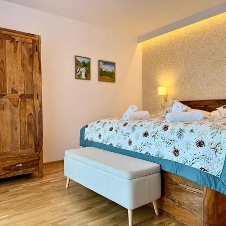 Villa Vysoke Tatry Isc For 17 People With 10 Extra Beds *