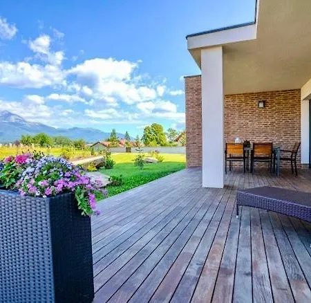 Vysoke Tatry House For 27 People Isc *