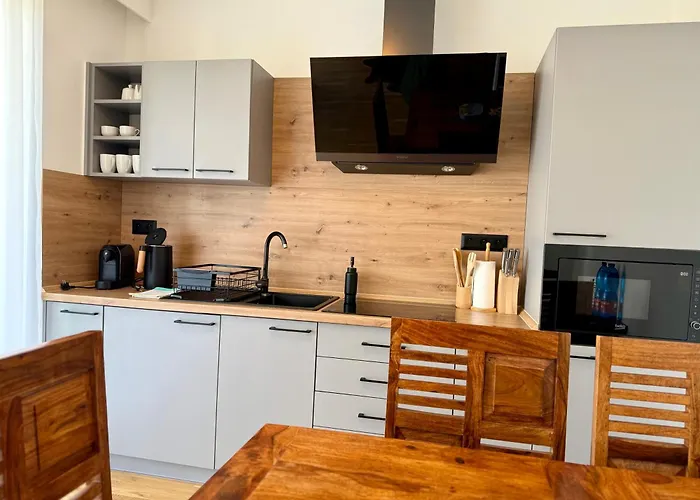 Vysoke Tatry House For 27 People Isc Villa *