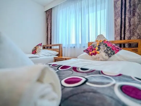 Villa Vysoke Tatry House For 27 People Isc